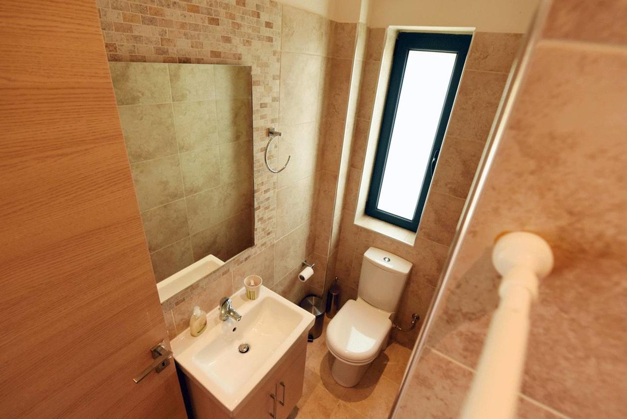 Panelma Villa Tranquil Coastal Retreat In Zacharo Tholon Luaran gambar