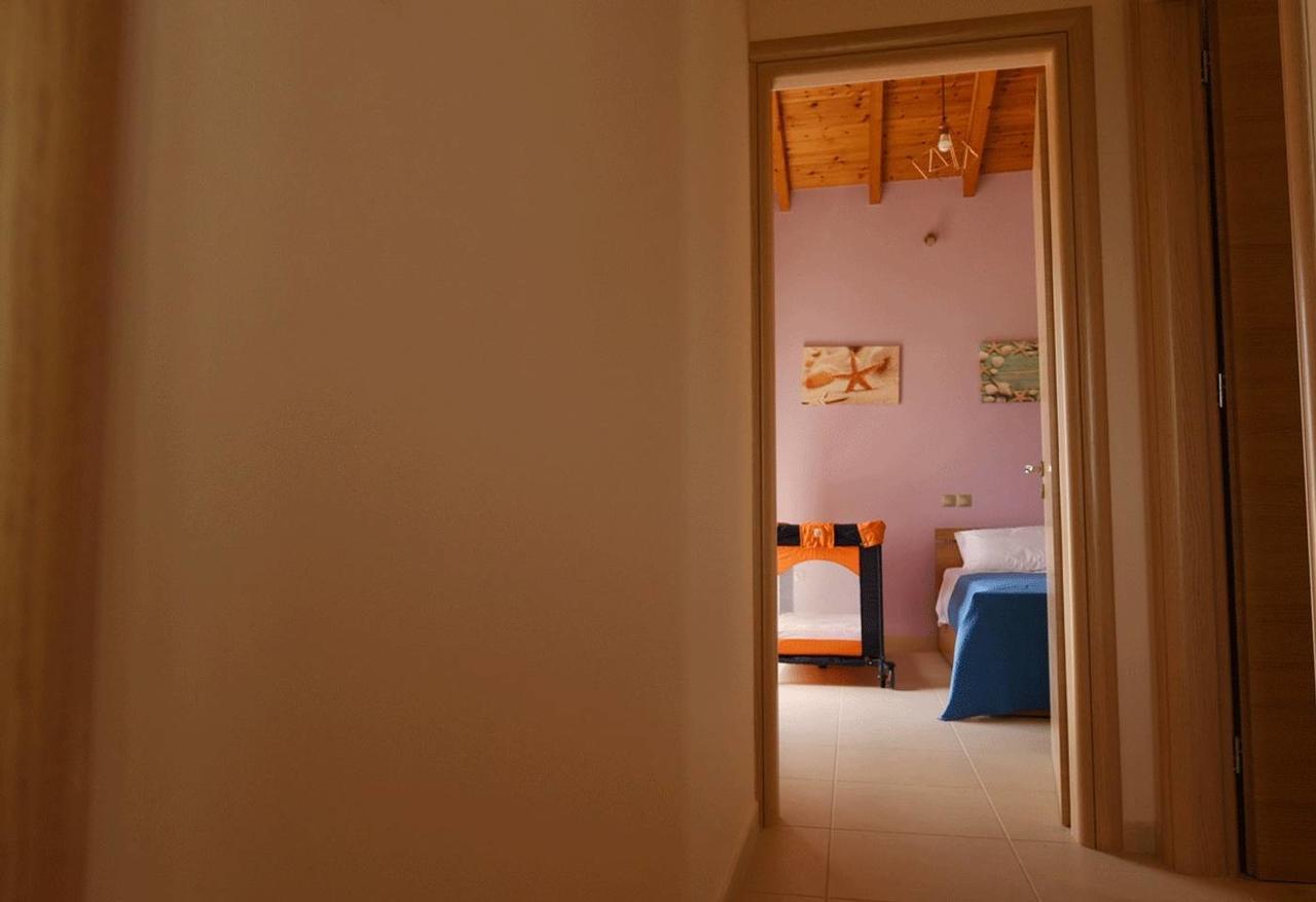 Panelma Villa Tranquil Coastal Retreat In Zacharo Tholon Luaran gambar